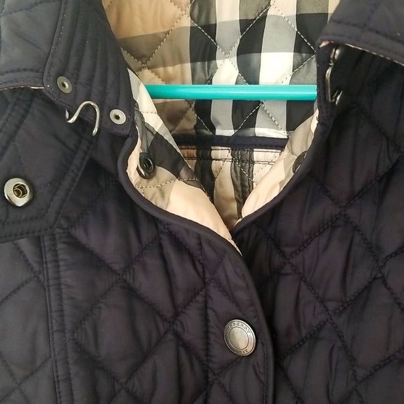 Burberry Kencott Quilted Button Down Jacket in Dark Navy, Snap Logo Butt… - Picture 12 of 13